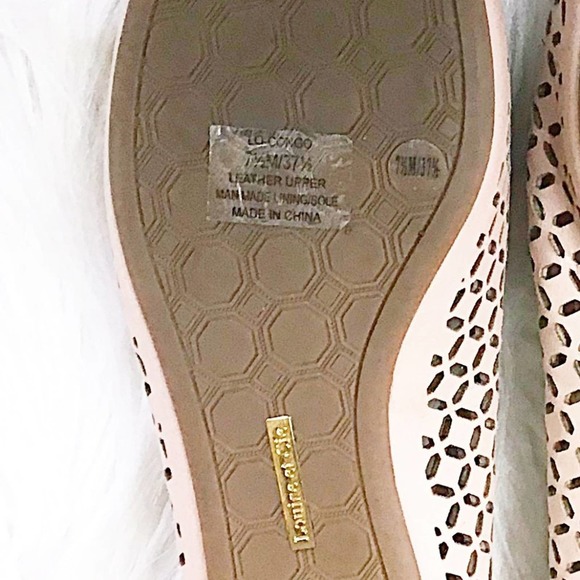 Vince Camuto Louise et Cie Congo Perforated Flats - Picture 11 of 16